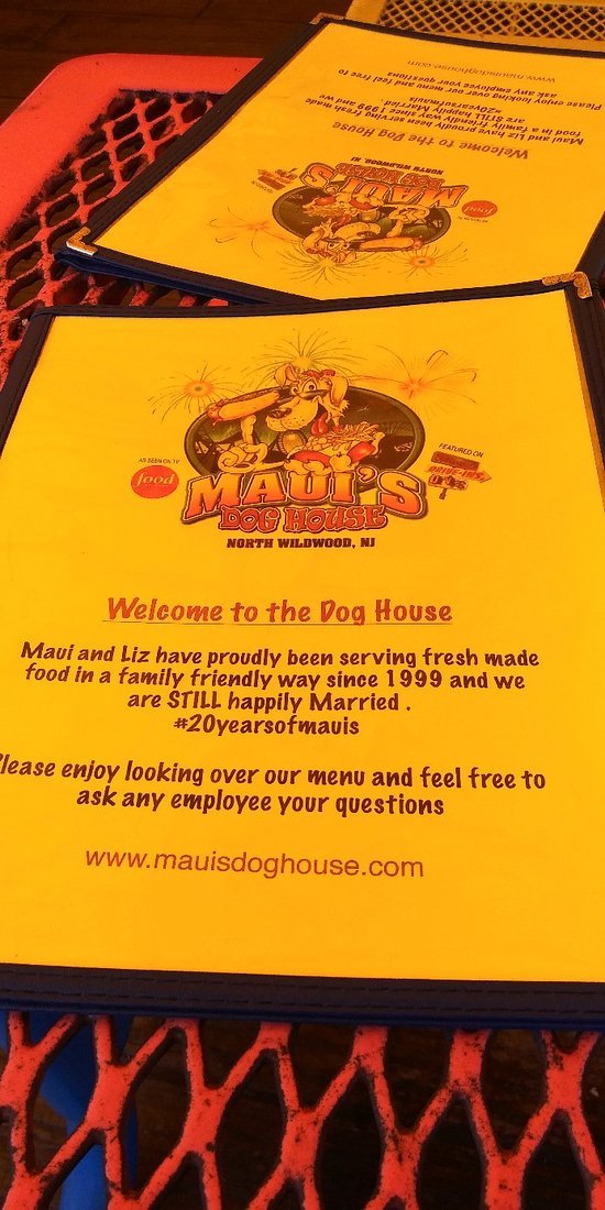 Mauis Doghouse